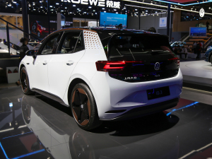 2021��Pro �O�ǰ� ���45��