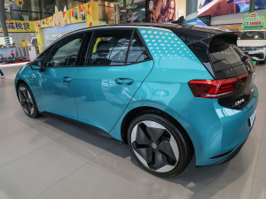 2021��Pro �O�ǰ� ���w���^