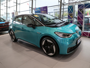 2021��Pro �O�ǰ� ���w���^