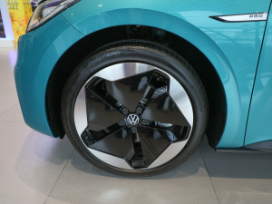 2021��Pro �O�ǰ� �������^