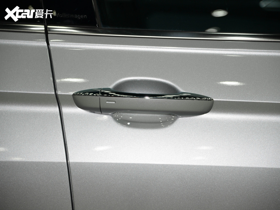 2022;^LԴ 430PHEV 늻(dng)Ş