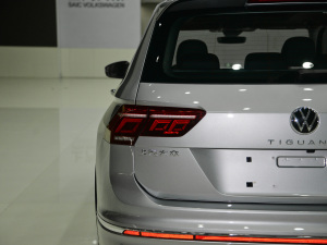 2022430PHEV 늻Ş (ji)^