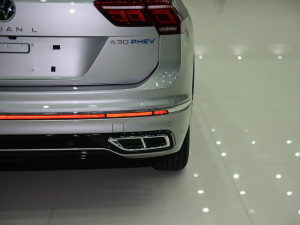 2022430PHEV 늻Ş ^