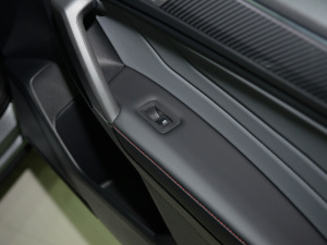 2022430PHEV 늻Ş п؅^