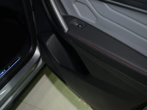 2022430PHEV 늻Ş п؅^