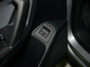 2022430PHEV 늻Ş п؅^