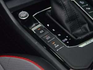 2022430PHEV 늻Ş v܇Ƅ