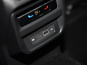 2022430PHEV 늻Ş п؅^