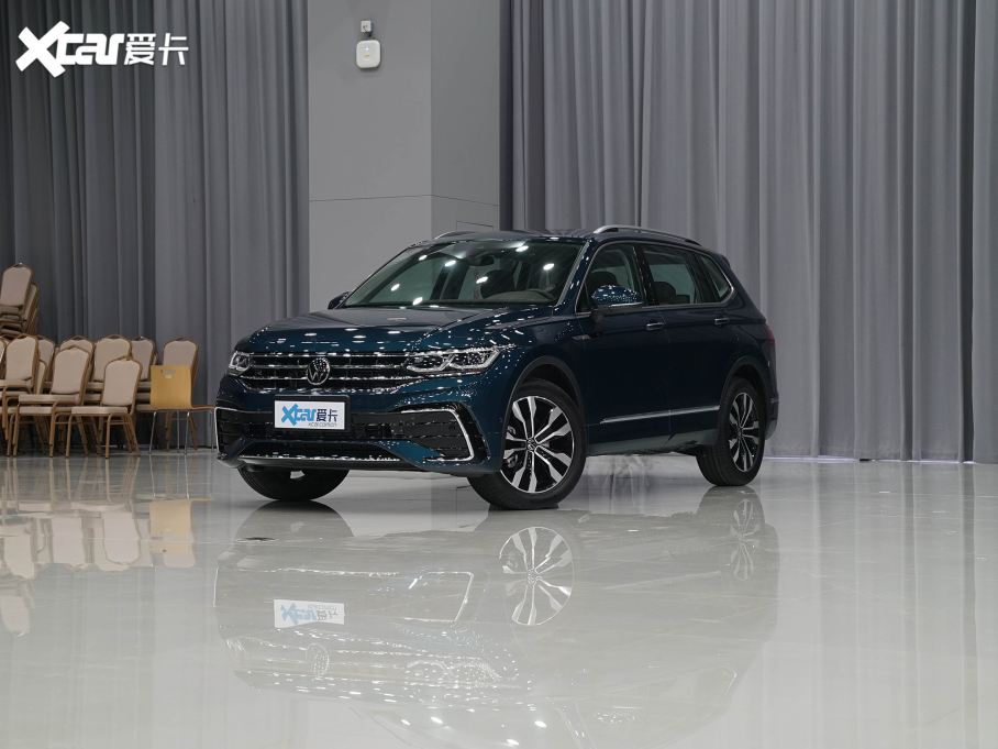 2022;^L 380TSI ԄR-LineŞ7