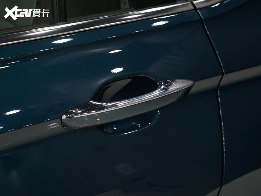 2022;^L 380TSI Ԅ(dng)(q)R-LineŞ7