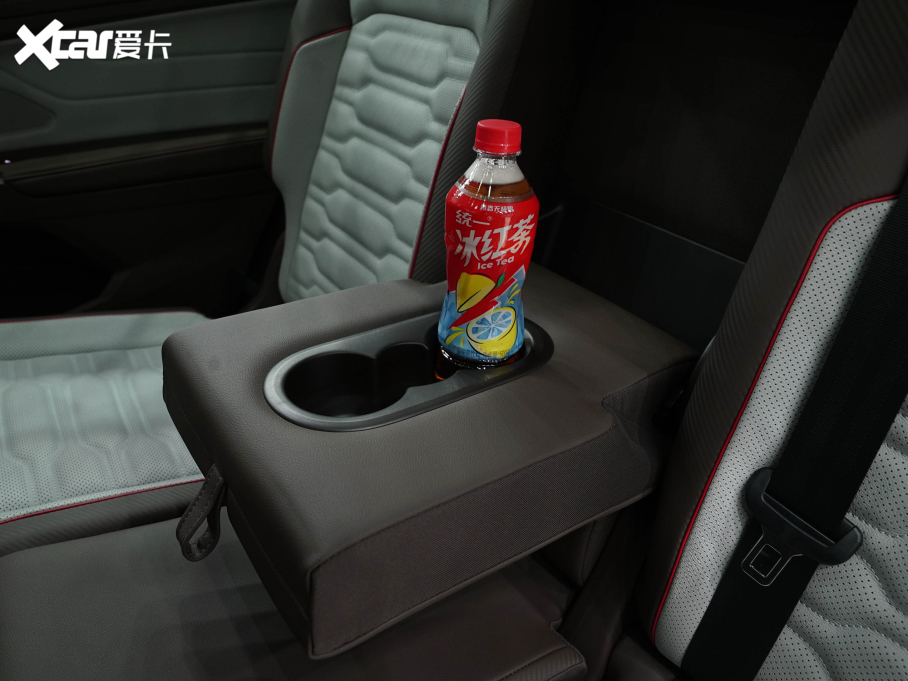 2022;^L 380TSI ԄR-LineŞ7