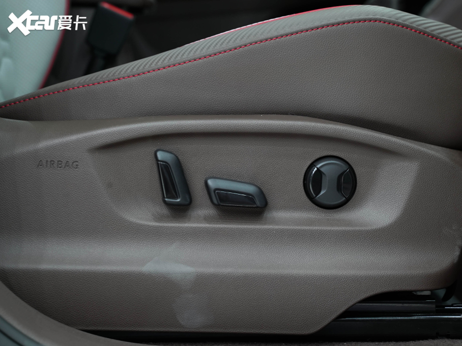 2022;^L 380TSI ԄR-LineŞ7