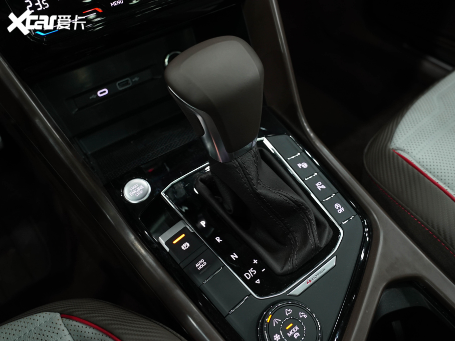 2022;^L 380TSI ԄR-LineŞ7