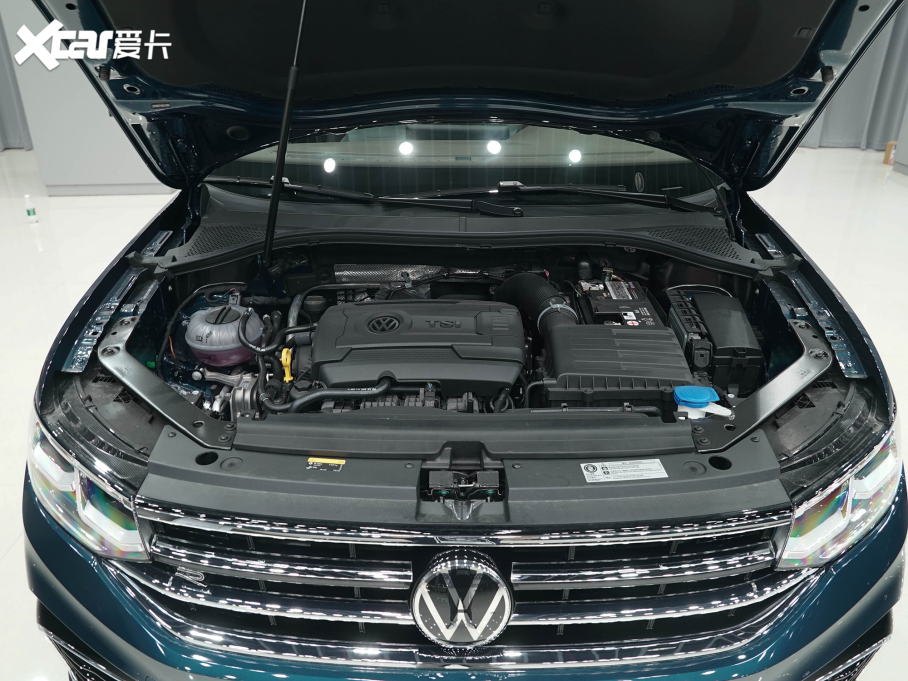 2022;^L 380TSI ԄR-LineŞ7