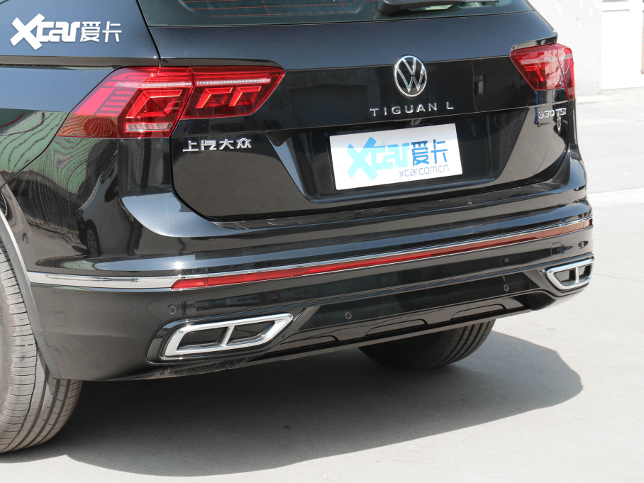 2022;^L 330TSI ԄӃR-LineԽ