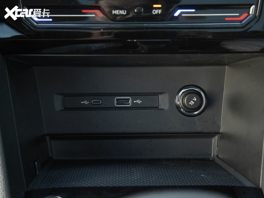 2022;^L 330TSI Ԅ(dng)(q)R-LineԽ