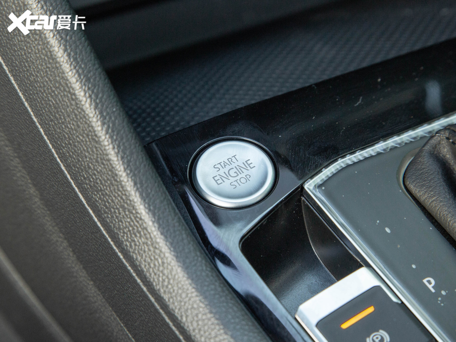 2022;^L 330TSI ԄӃ(q)R-LineԽ