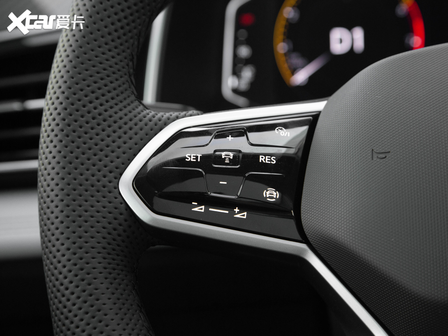 2022;^L 330TSI ԄӃ(q)R-LineԽ