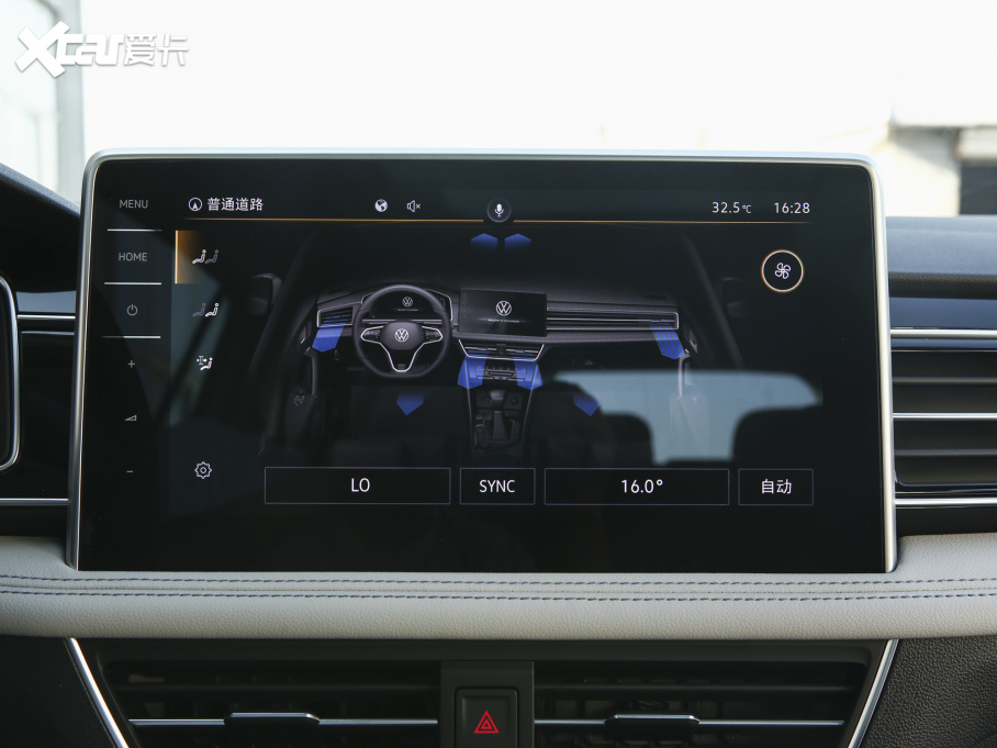 2022;^L 330TSI ԄӃ