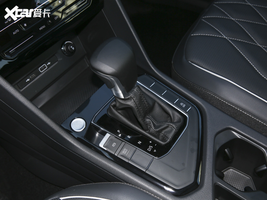 2022;^L 330TSI ԄӃ