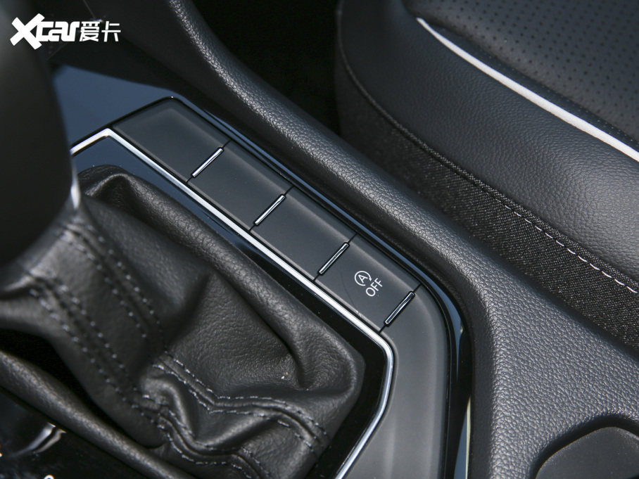 2022;^L 330TSI ԄӃ(q)