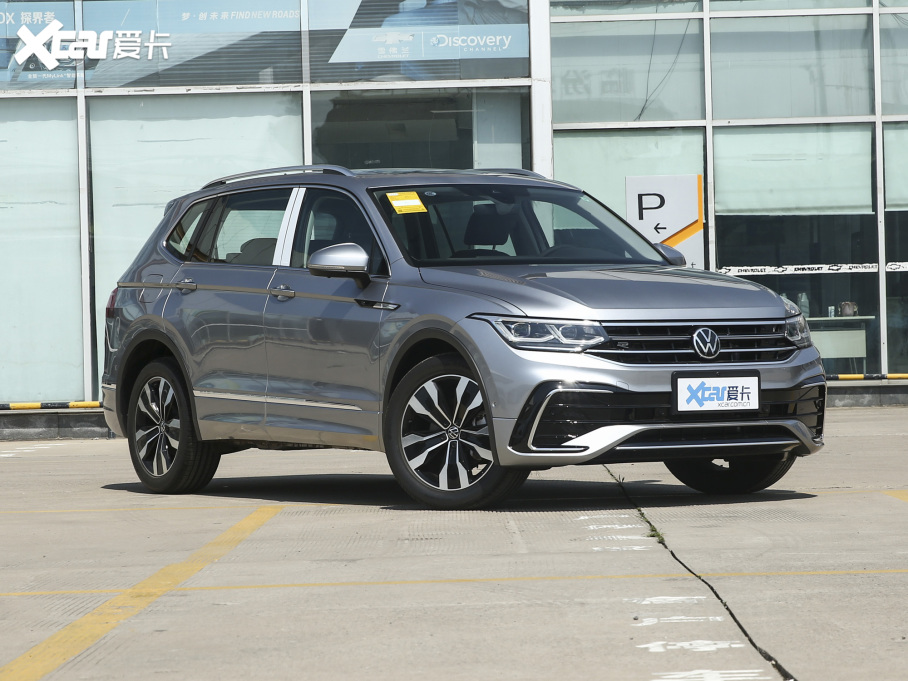 2022;^L 330TSI ԄӃR-LineŞ