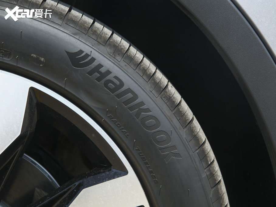 2022;^L 330TSI ԄӃR-LineŞ