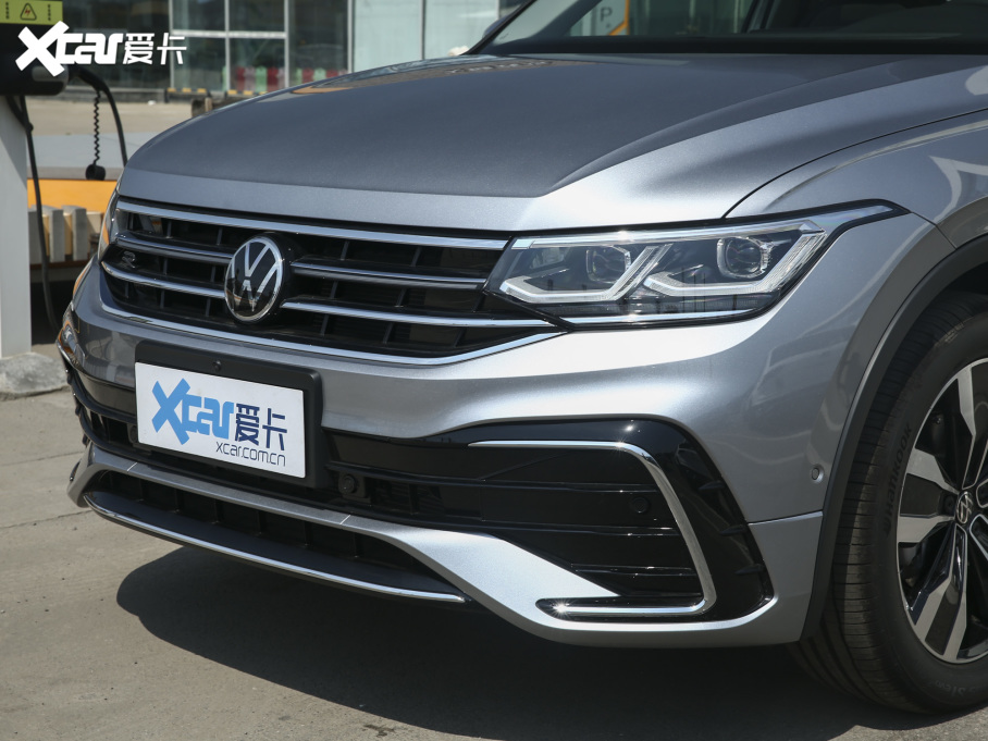 2022;^L 330TSI ԄӃ(q)R-LineŞ