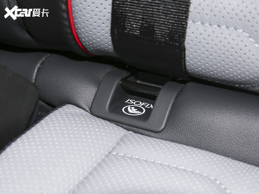 2022;^L 330TSI ԄӃR-LineŞ