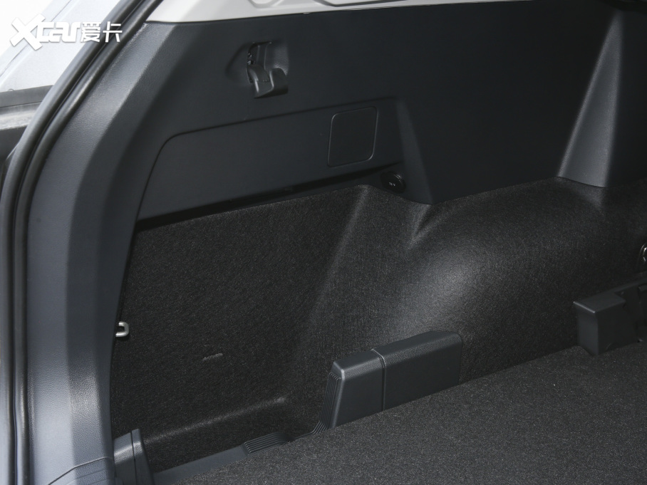 2022;^L 330TSI ԄӃR-LineŞ