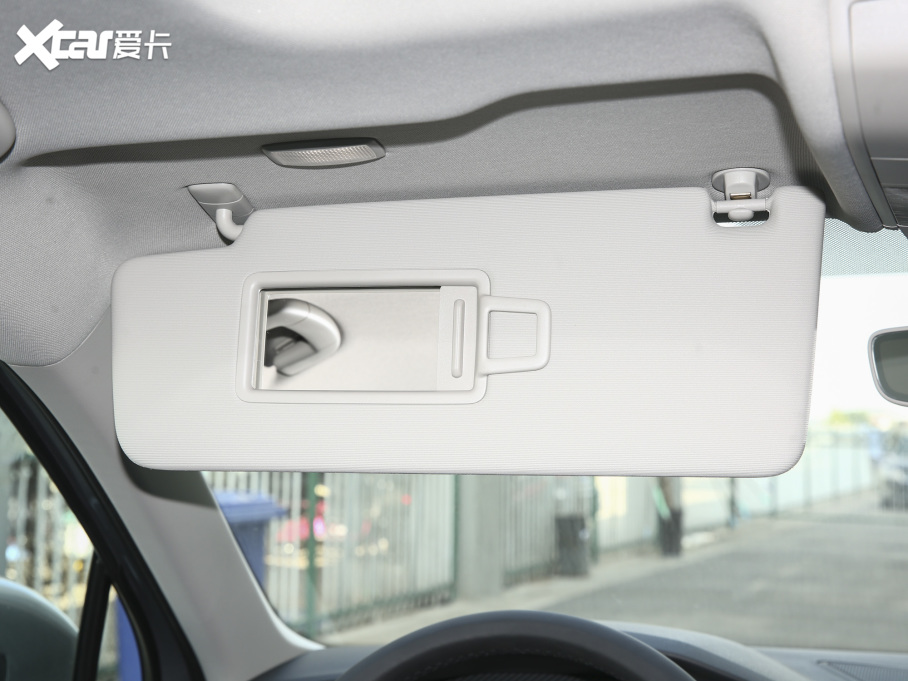 2022;^L 330TSI ԄӃR-LineŞ