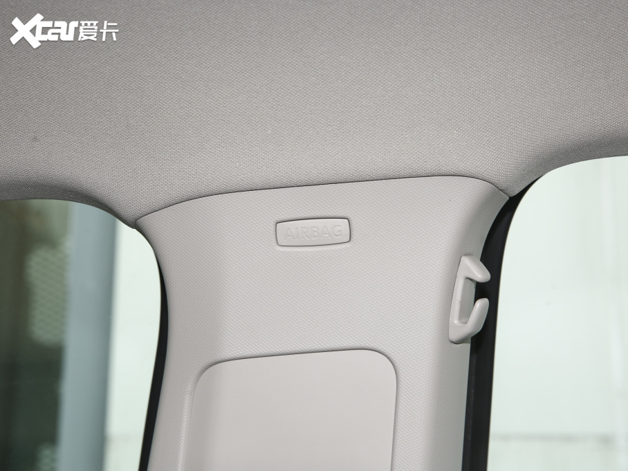 2022;^L 330TSI Ԅ(dng)(q)R-LineŞ