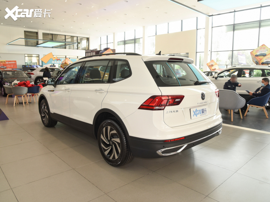 2022;^L 330TSI ԄӃ