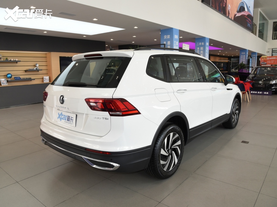 2022;^L 330TSI ԄӃ