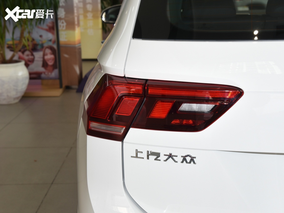 2022;^L 330TSI ԄӃ