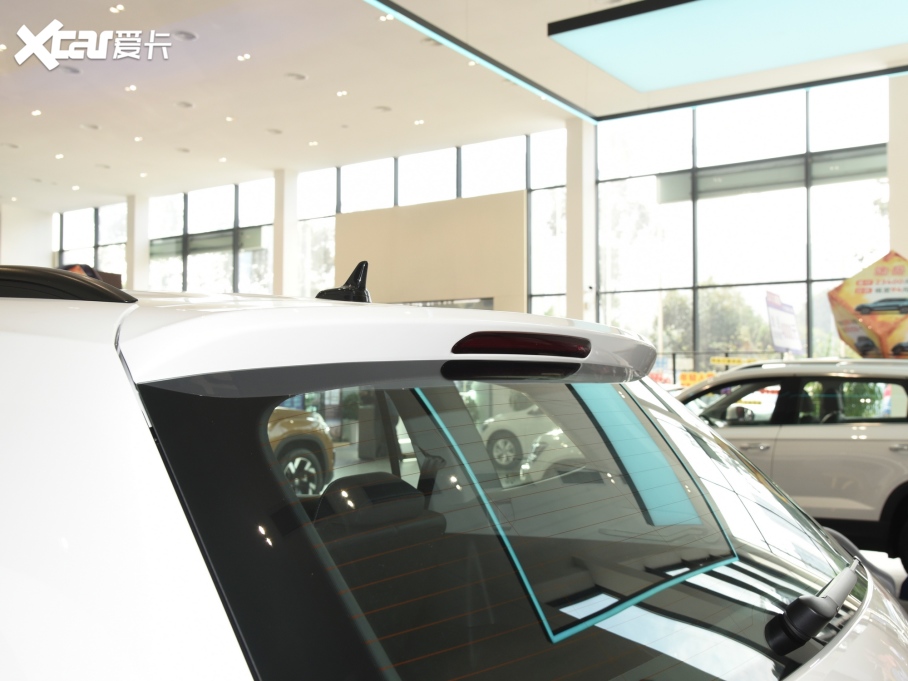 2022;^L 330TSI ԄӃ