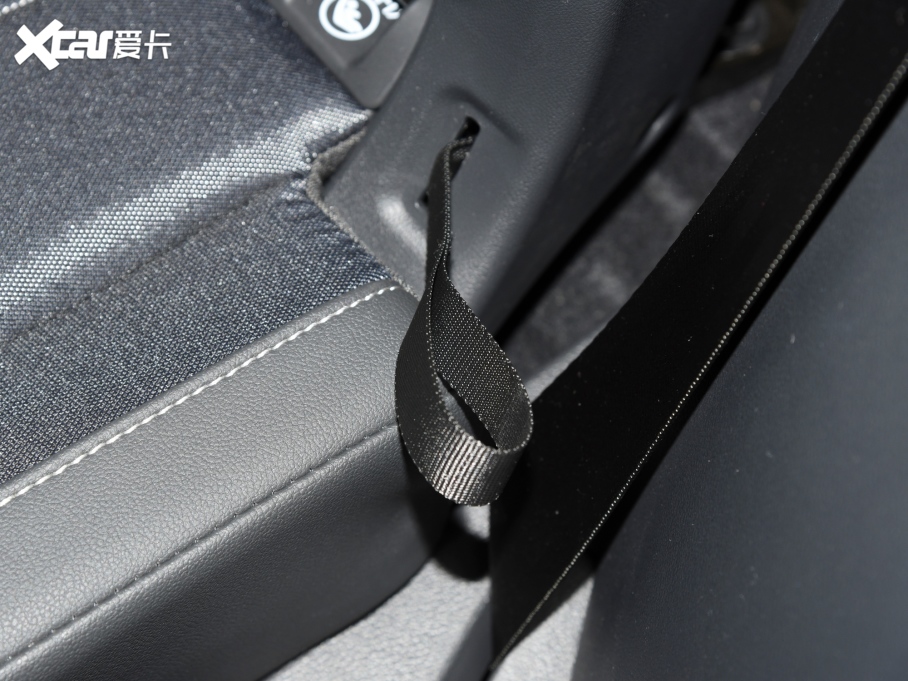 2022;^L 330TSI ԄӃ