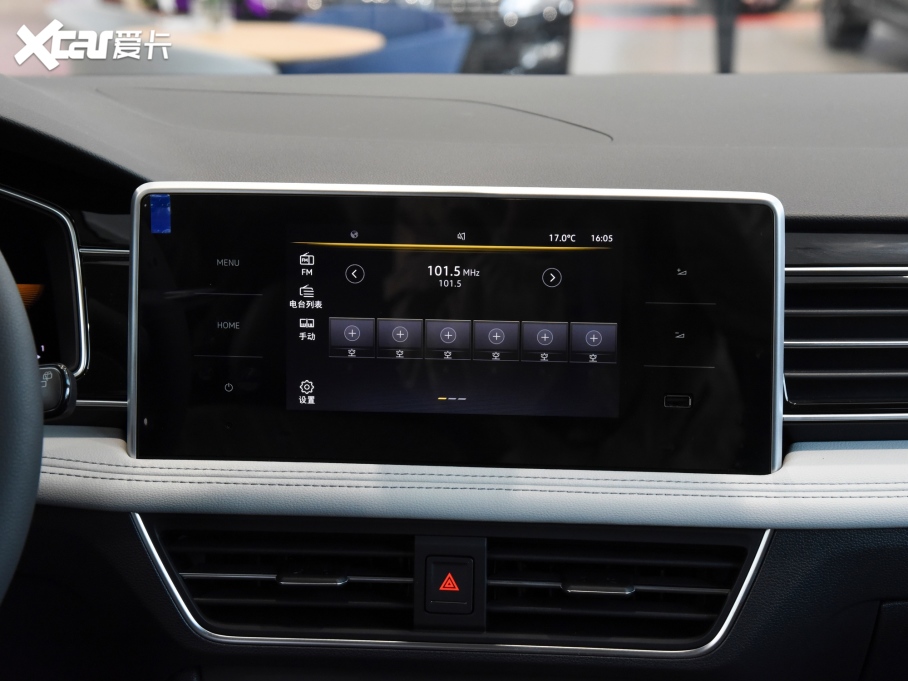 2022;^L 330TSI ԄӃ