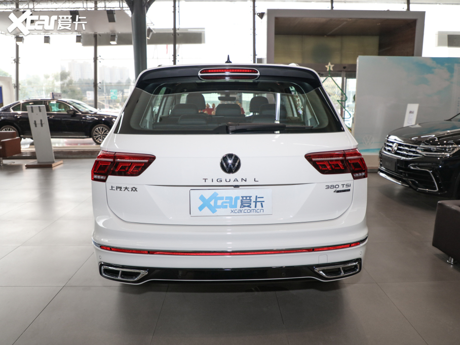 2022;^L 380TSI ԄR-LineԽ7