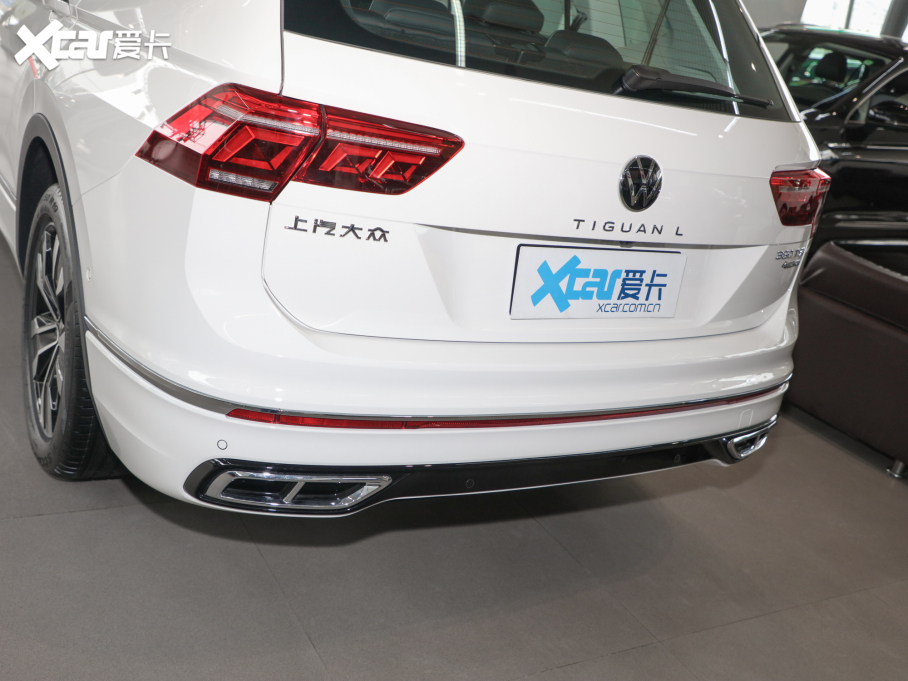 2022;^L 380TSI ԄR-LineԽ7