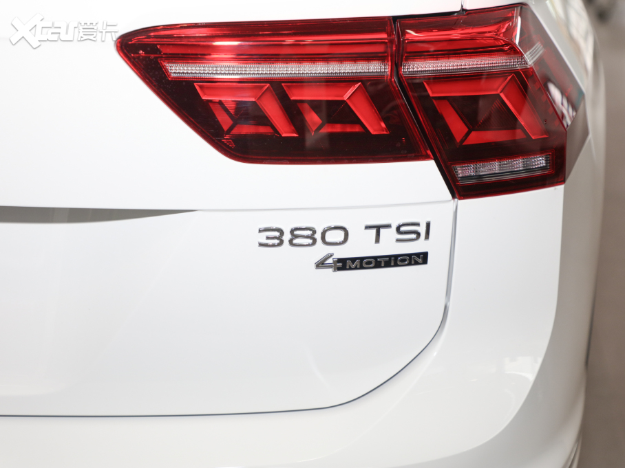 2022;L 380TSI ԶR-LineԽ7