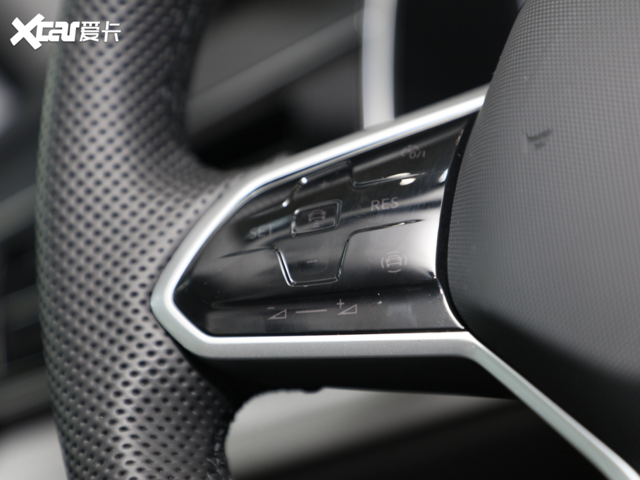 2022;^L 380TSI ԄR-LineԽ7