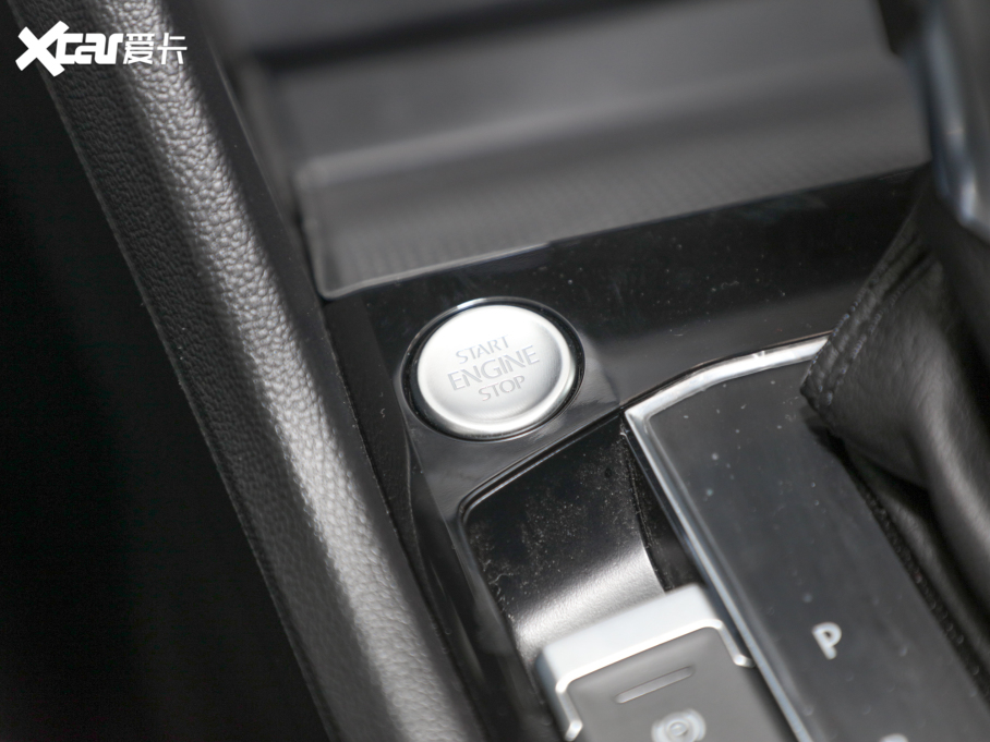 2022;^L 380TSI ԄR-LineԽ7