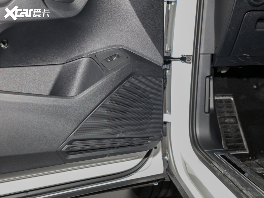 2022;^L 380TSI ԄR-LineԽ7