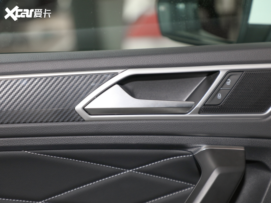 2022;^L 380TSI ԄR-LineԽ7