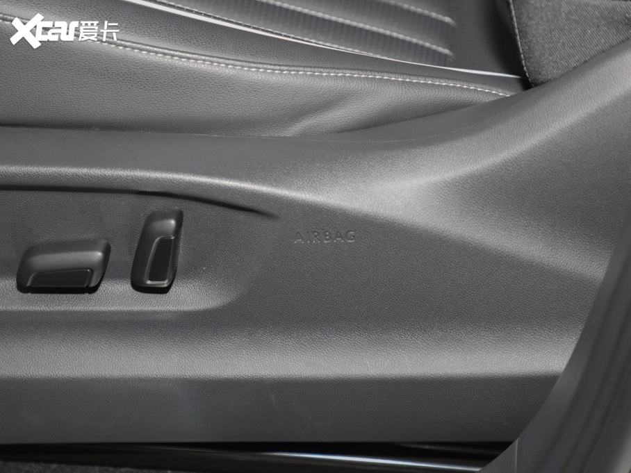 2022;^L 380TSI ԄR-LineԽ7