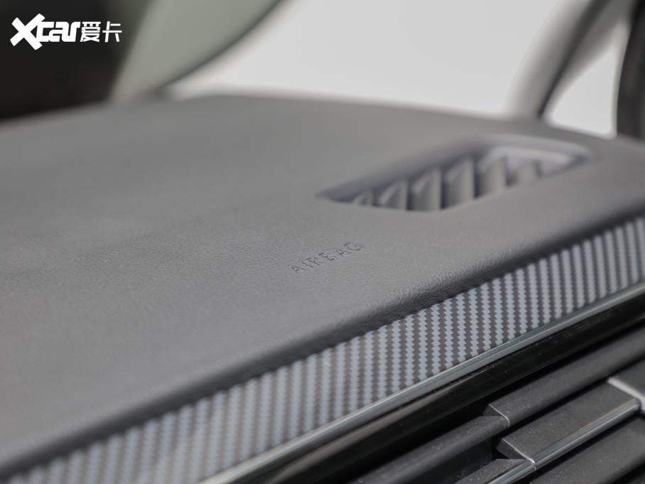 2022;^L 380TSI ԄR-LineԽ7