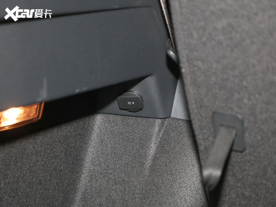 2022;^L 380TSI ԄR-LineԽ7