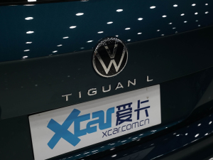 2022380TSI ԄR-LineŞ7 ^