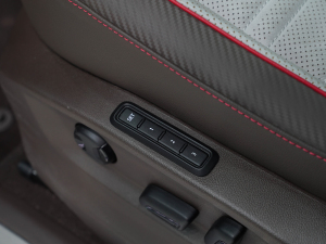 2022380TSI Ԅ(q)R-LineŞ7 g